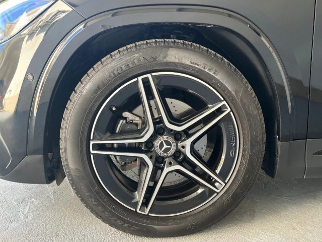 MERCEDES-BENZ GLA 200 usata 23