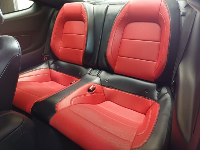 FORD Mustang usata, con Lettore CD