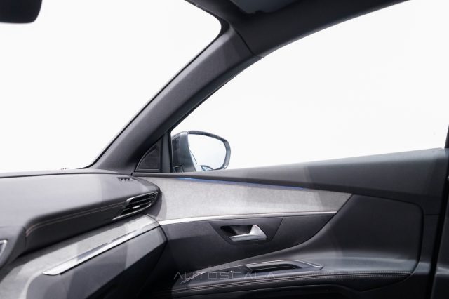 PEUGEOT 5008 usata, con Bluetooth