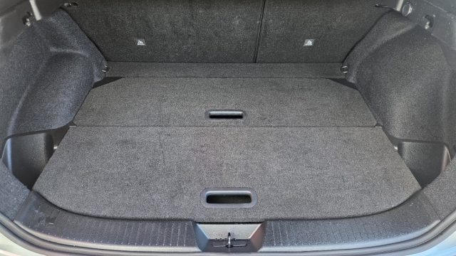 NISSAN Qashqai usata, con USB