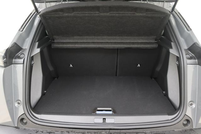 PEUGEOT 2008 usata, con Sedile posteriore sdoppiato