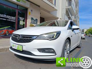 OPEL Astra usata, con Isofix