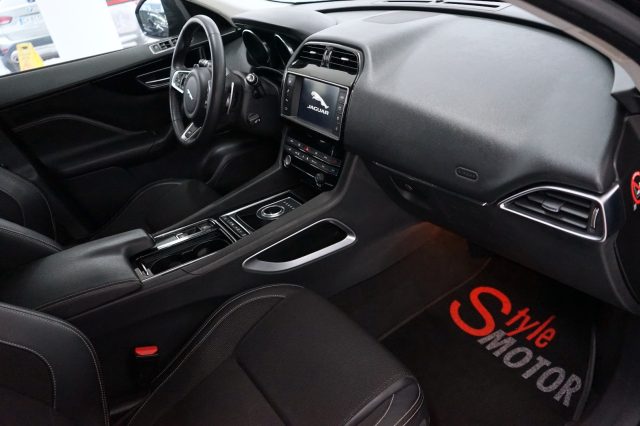JAGUAR F-Pace usata, con Climatizzatore