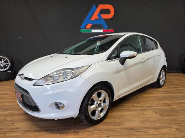 FORD Fiesta usata, con ABS