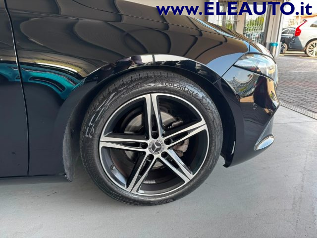MERCEDES-BENZ A 180 usata, con Chiusura centralizzata