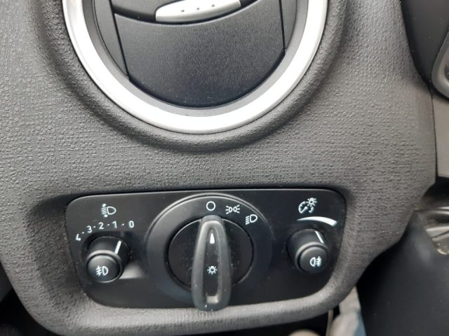 FORD Fiesta usata, con Servosterzo