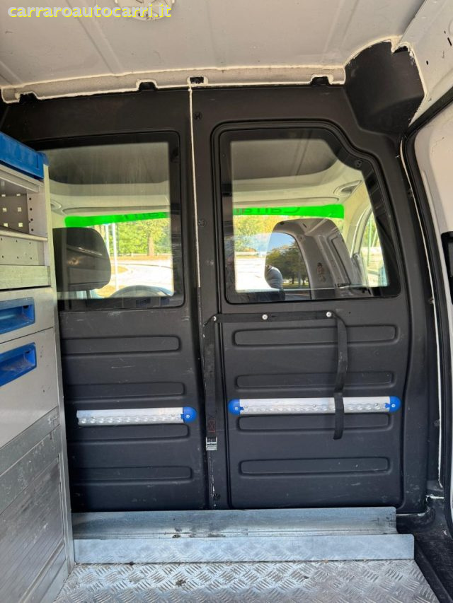 VOLKSWAGEN Caddy usata 47