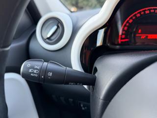 RENAULT Twingo usata, con Sensori di parcheggio posteriori