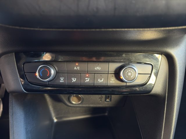 OPEL Corsa usata, con Bluetooth