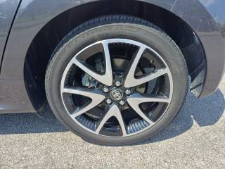 TOYOTA Yaris usata, con Sound system