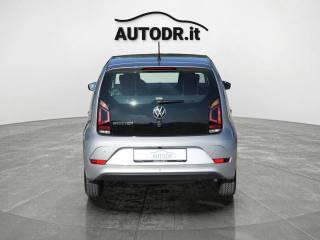 VOLKSWAGEN up! usata, con USB