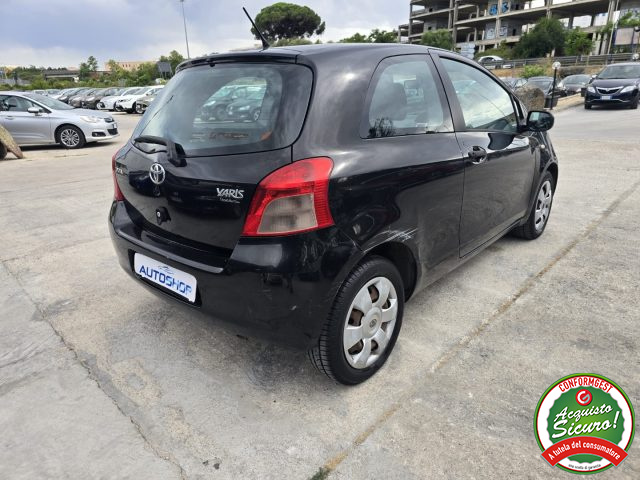 TOYOTA Yaris usata 3