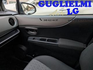 TOYOTA Yaris usata, con Isofix
