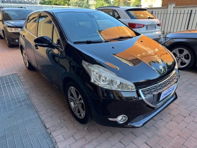 PEUGEOT 208 usata, con ABS