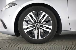 MERCEDES-BENZ A 180 usata 8
