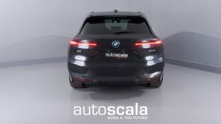 BMW iX usata, con Specchietti laterali elettrici