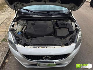 VOLVO V40 Cross Country usata, con Cerchi in lega