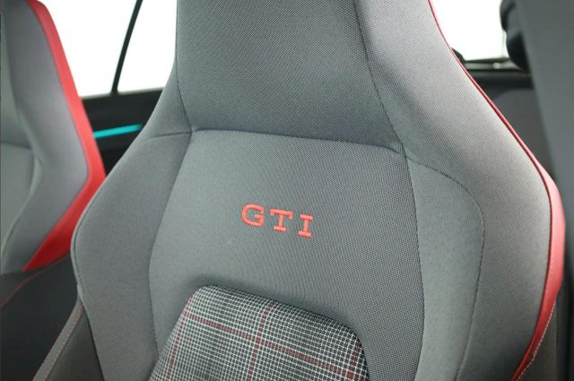 VOLKSWAGEN Golf GTI usata, con Servosterzo