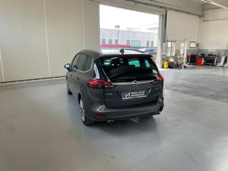 OPEL Zafira Tourer usata, con Alzacristalli elettrici