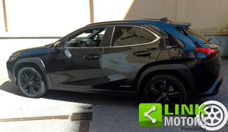 LEXUS UX 250h usata, con Climatizzatore
