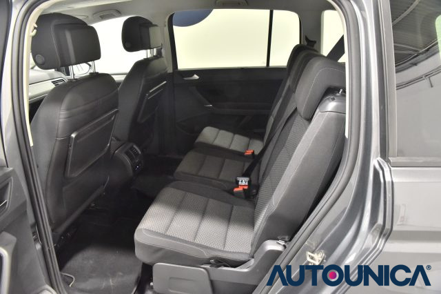 VOLKSWAGEN Touran usata, con Servosterzo