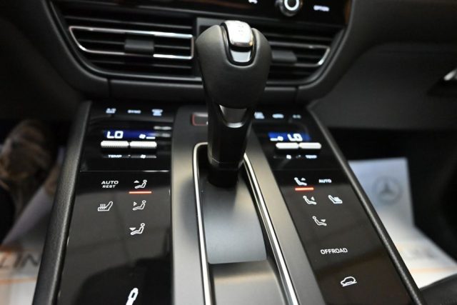 PORSCHE Macan usata 337