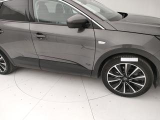 OPEL Grandland X usata, con Sedile posteriore sdoppiato