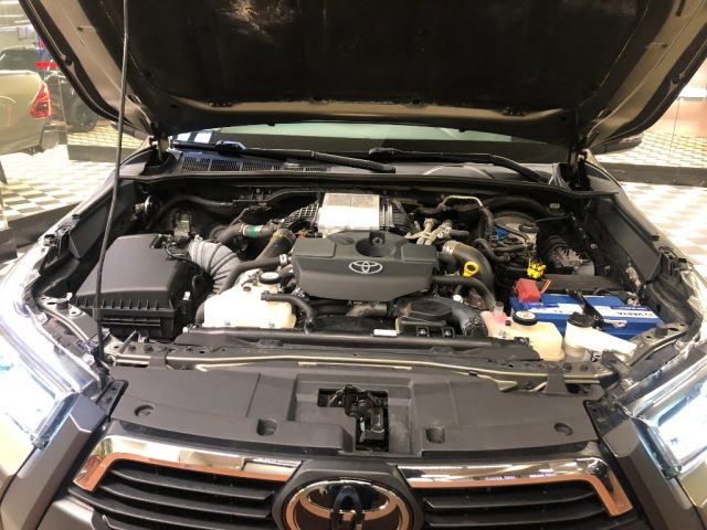TOYOTA Hilux usata 23