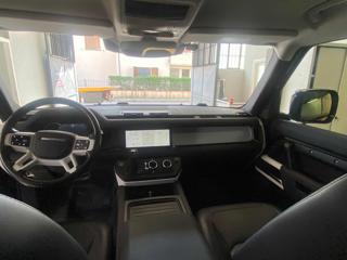 LAND ROVER Defender usata 17