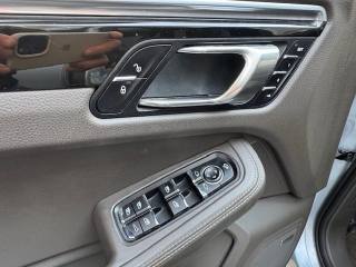 PORSCHE Macan usata, con Fari Xenon