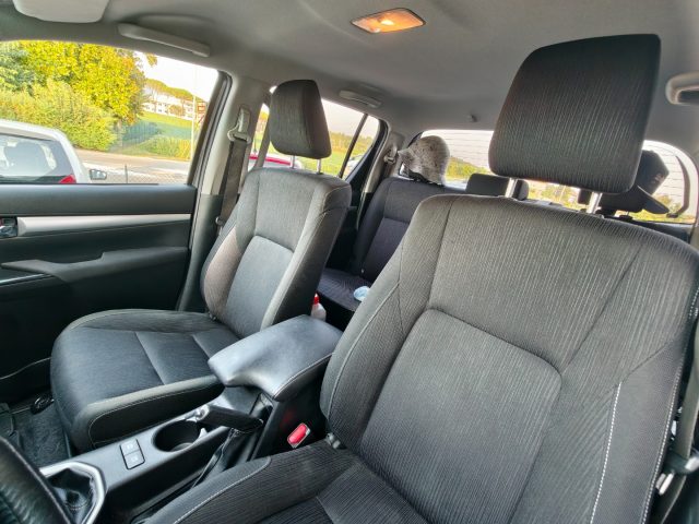 TOYOTA Hilux usata, con Climatizzatore