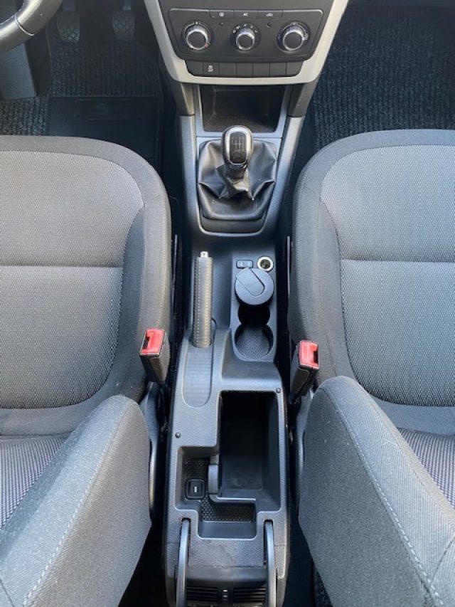 SKODA Yeti usata, con Sedile posteriore sdoppiato