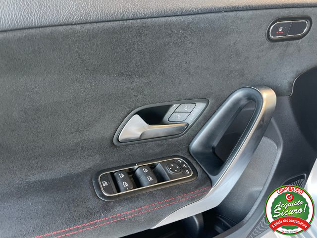 MERCEDES-BENZ A 180 usata, con Cerchi in lega