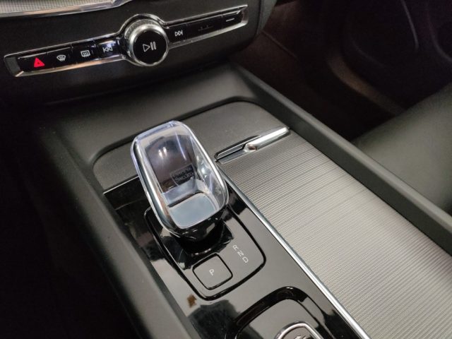 VOLVO XC60 usata, con Regolazione elettrica sedili