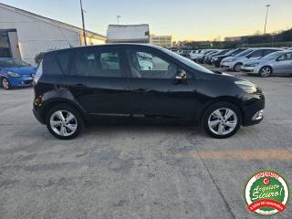 RENAULT Scenic usata, con Autoradio
