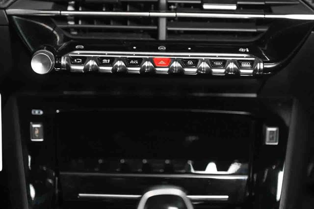 PEUGEOT 208 usata, con Park Distance Control