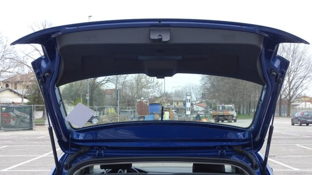 VOLKSWAGEN Polo usata 111