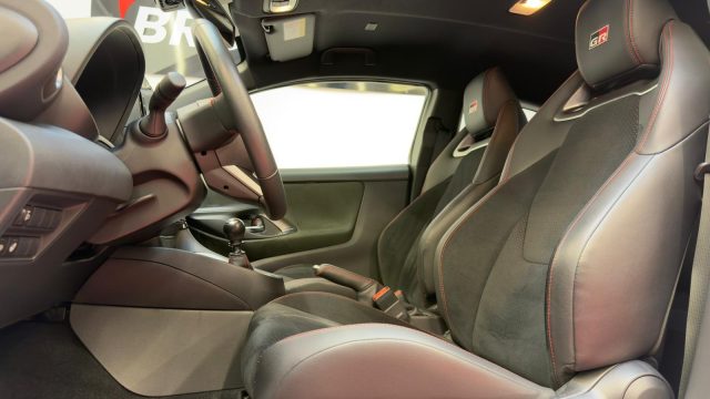 TOYOTA Yaris usata, con Chiusura centralizzata