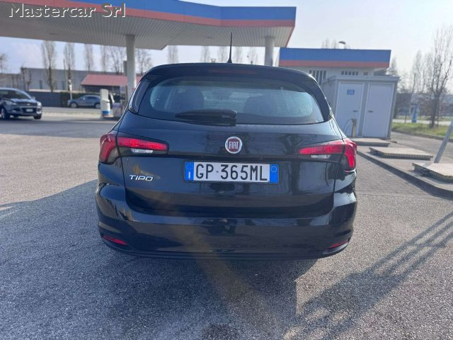 FIAT Tipo usata, con Airbag