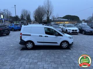 FORD Transit Courier usata, con Climatizzatore