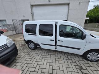 RENAULT Kangoo usata 28