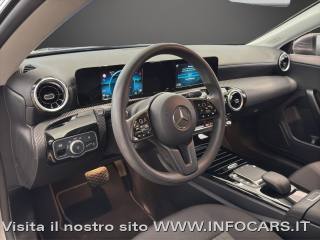 MERCEDES-BENZ CLA 200 usata, con Chiusura centralizzata