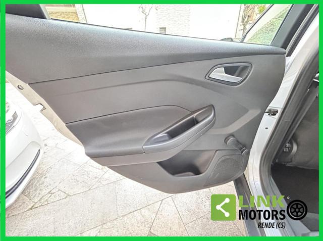 FORD Focus usata, con Bluetooth