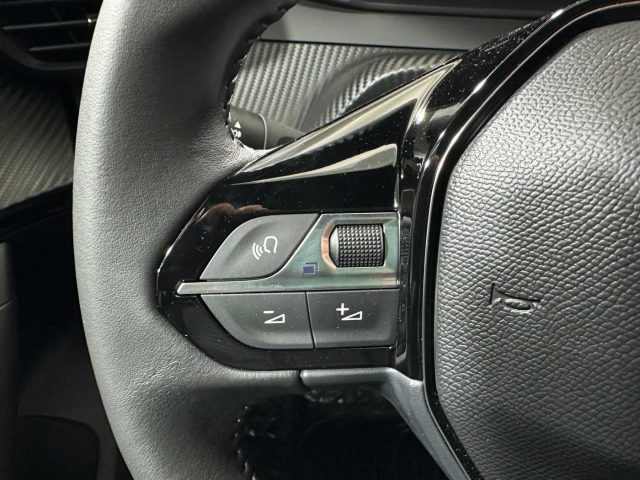 PEUGEOT 2008 usata 24