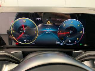 MERCEDES-BENZ GLB 200 usata, con Sistema di chiamata d