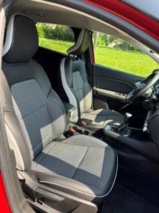 RENAULT Captur usata, con Park Distance Control