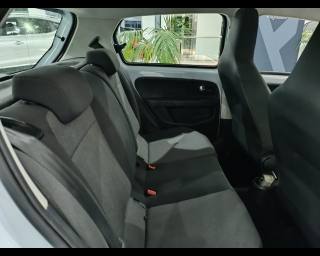 VOLKSWAGEN up! usata 14