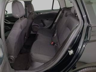 OPEL Astra usata, con Luci diurne LED