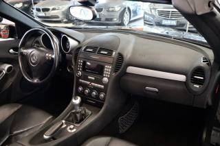 MERCEDES-BENZ SLK 200 usata, con Controllo automatico clima