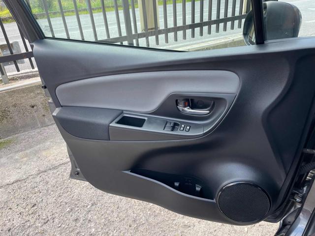 TOYOTA Yaris usata, con Bluetooth